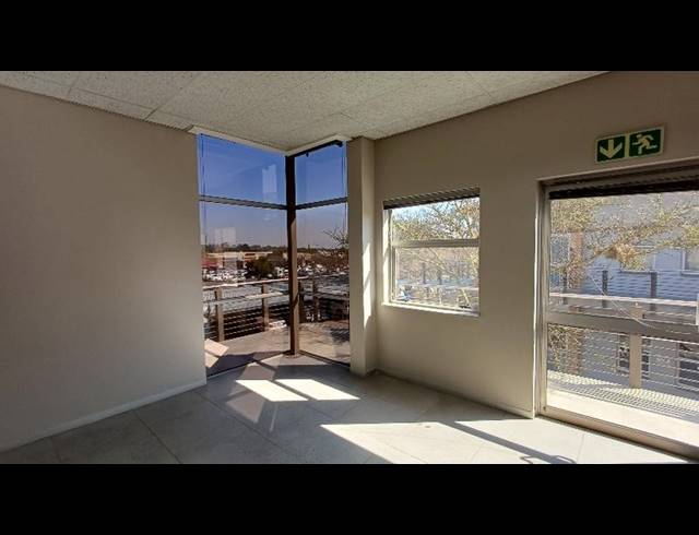 BUSINESS PROPERTY TO RENT IN MIDSTREAM ESTATE